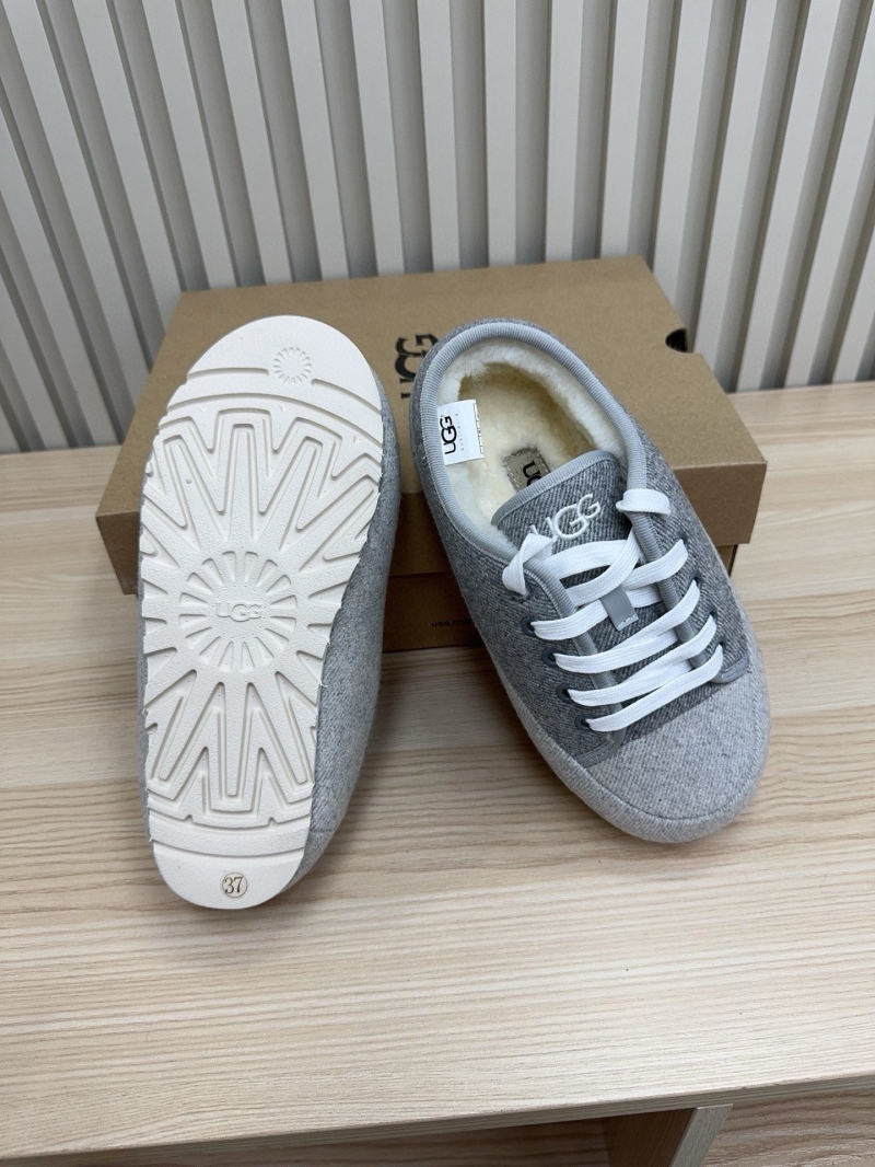 Ugg Flat Shoes
